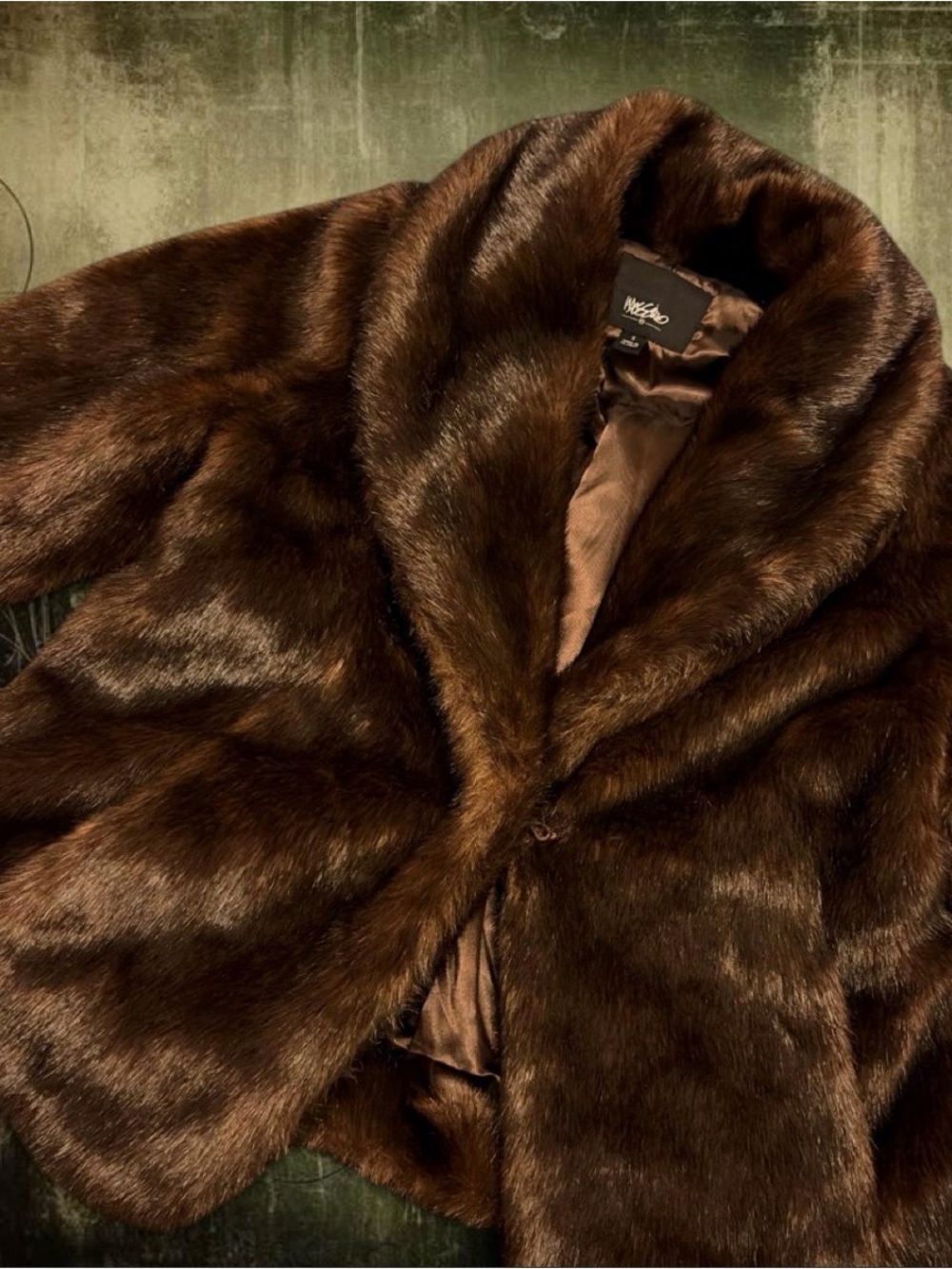 Vintage 2000s Brown Faux Fur Cropped Jacket /never worn - Picture 2 of 7